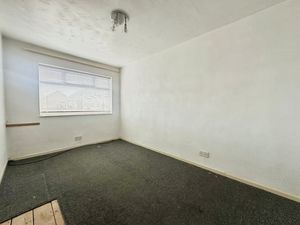 Bedroom 3 - click for photo gallery
